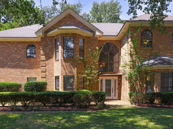 6313 Cedarwood Drive, Jackson, MS 39213
