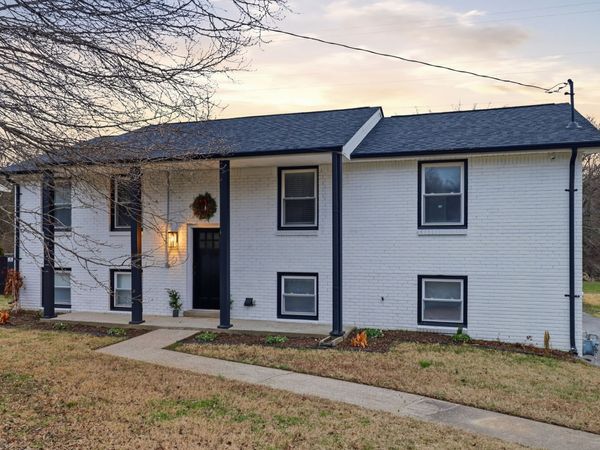 601 Huntington Pkwy , Nashville, TN 37211