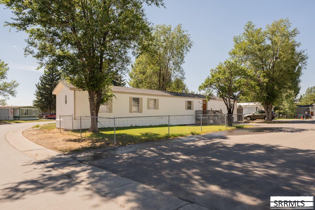3610 E Elswood Drive, Idaho Falls, ID 83402 Main Photo