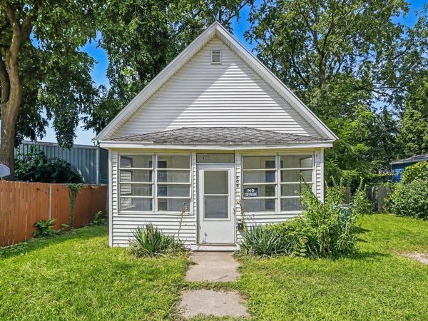 308 N 6th Street, Niles, MI 49120