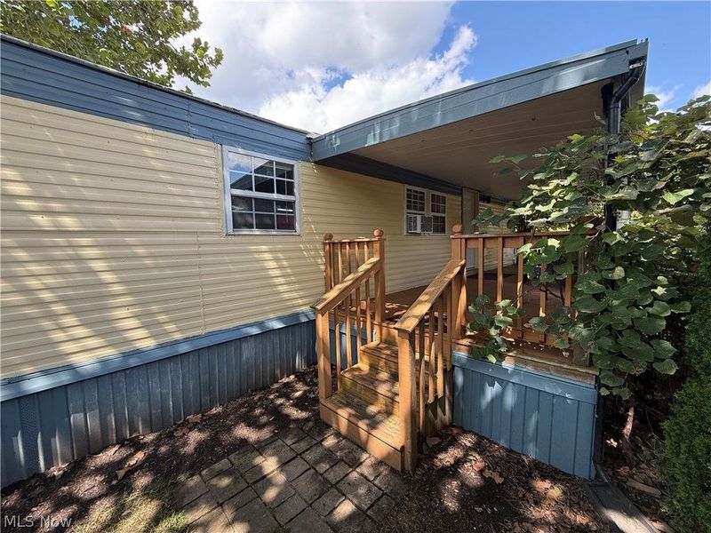 310 Gulf Stream Lane SE, New Philadelphia, OH 44663 Photo 7