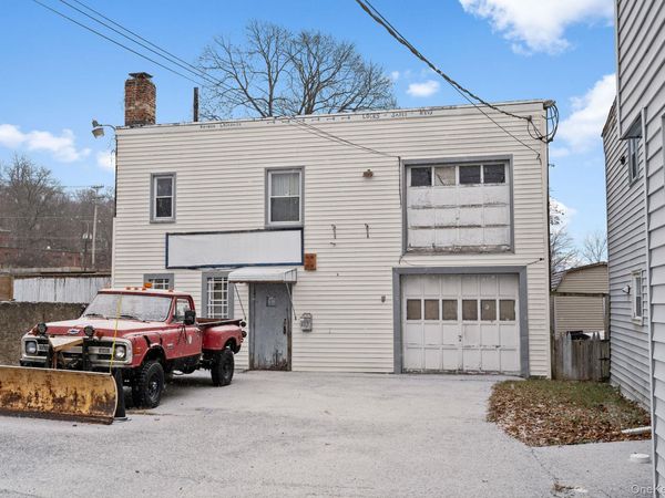 113 N Clinton Street , Poughkeepsie, NY 12601