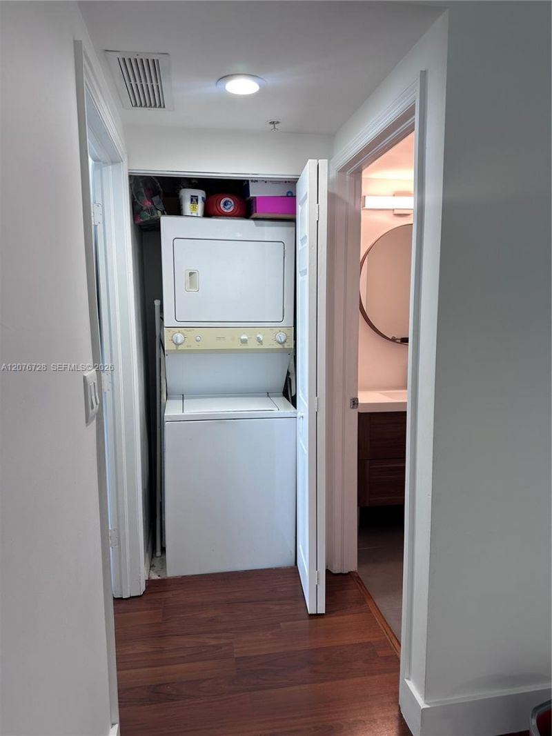 275 NE 18th St, Unit 1810, Miami, FL 33132 Photo