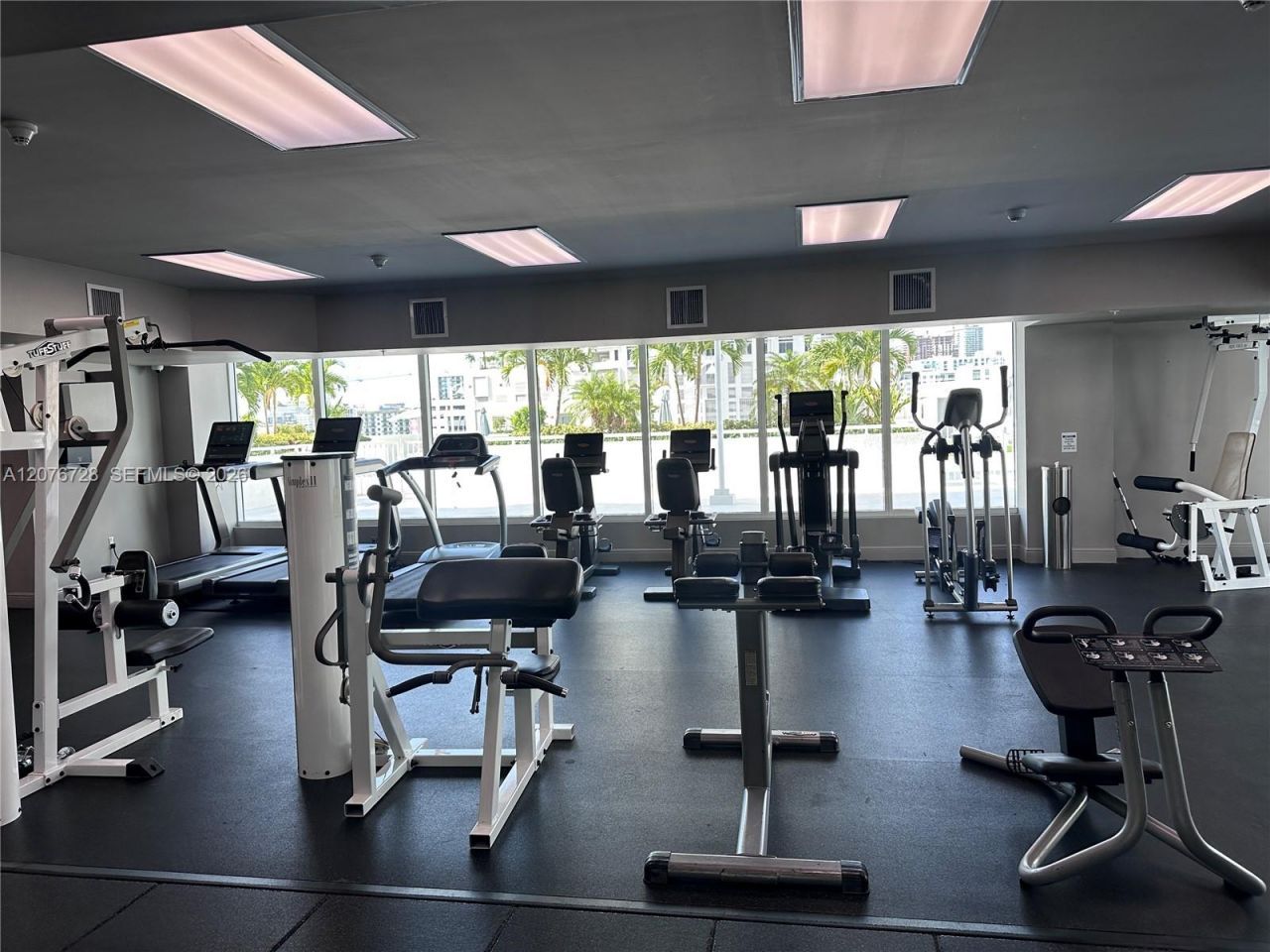 275 NE 18th St, Unit 1810, Miami, FL 33132 Photo