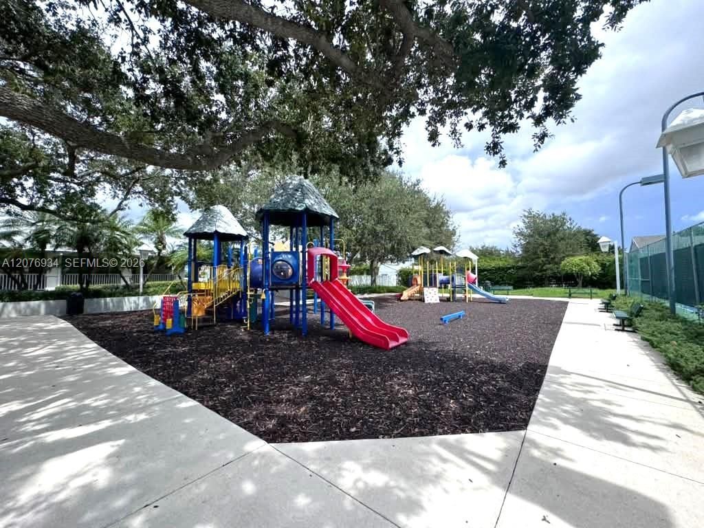 13700 SW 149th Cir Ln, Unit 4-60, Miami, FL 33186 Photo