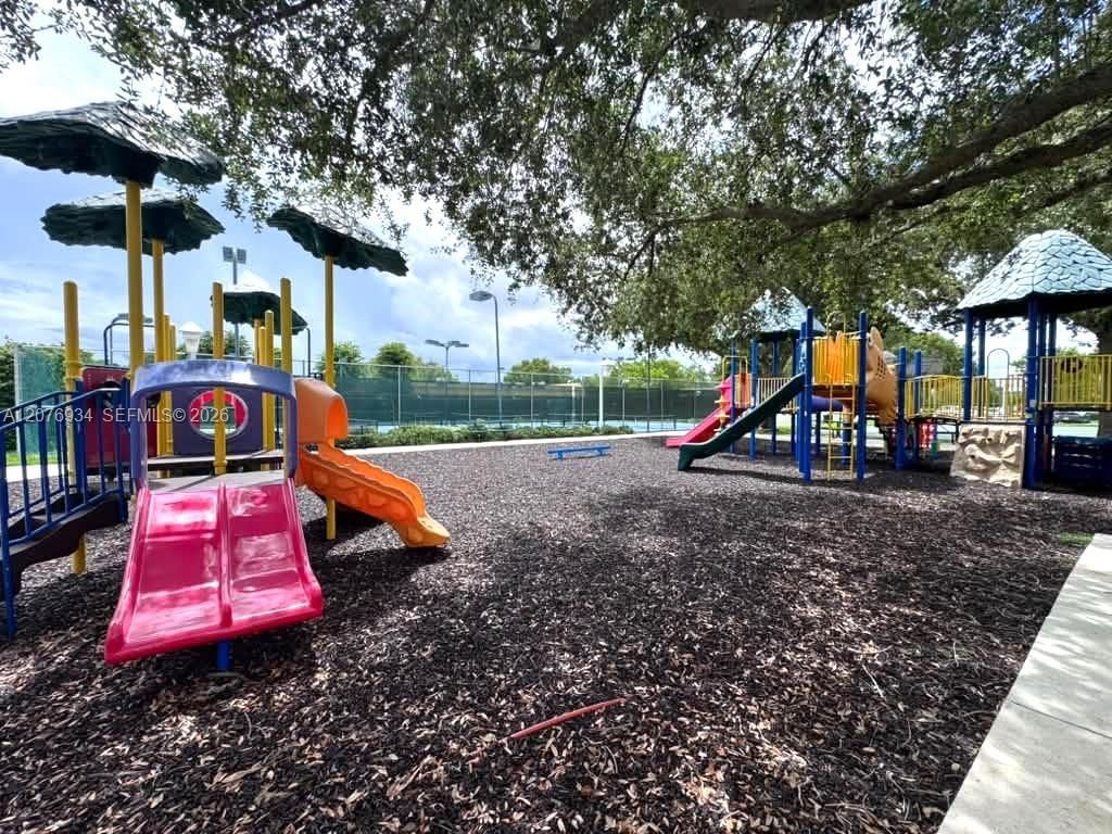 13700 SW 149th Cir Ln, Unit 4-60, Miami, FL 33186 Photo