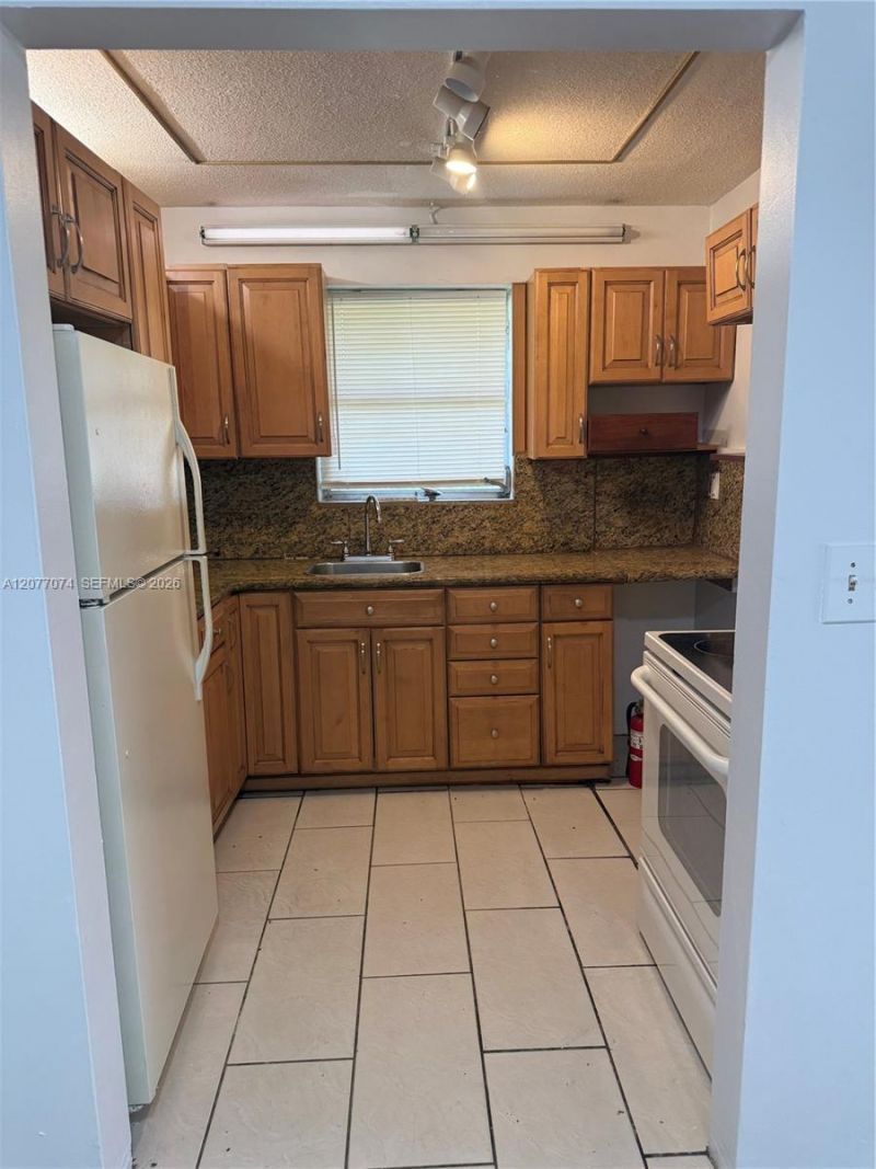 5715 Hayes St, Unit 5715, Hollywood, FL 33021 Photo
