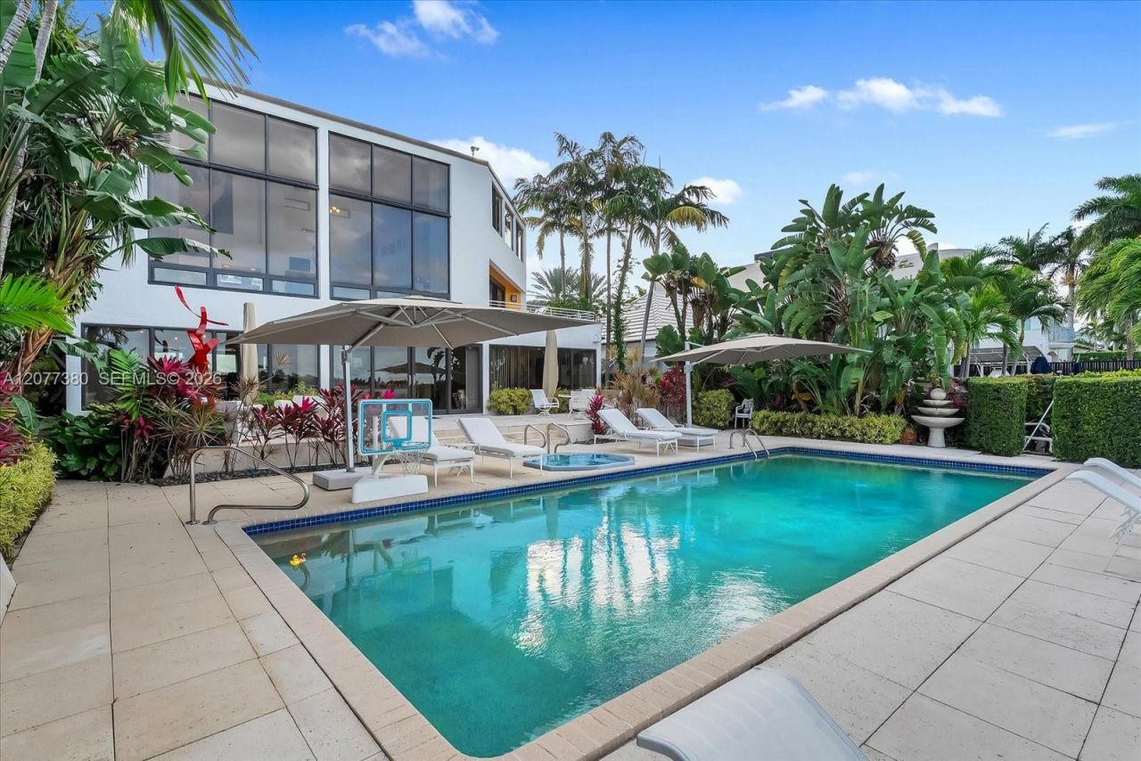 279 N Hibiscus Dr, Miami Beach, FL 33139 Photo