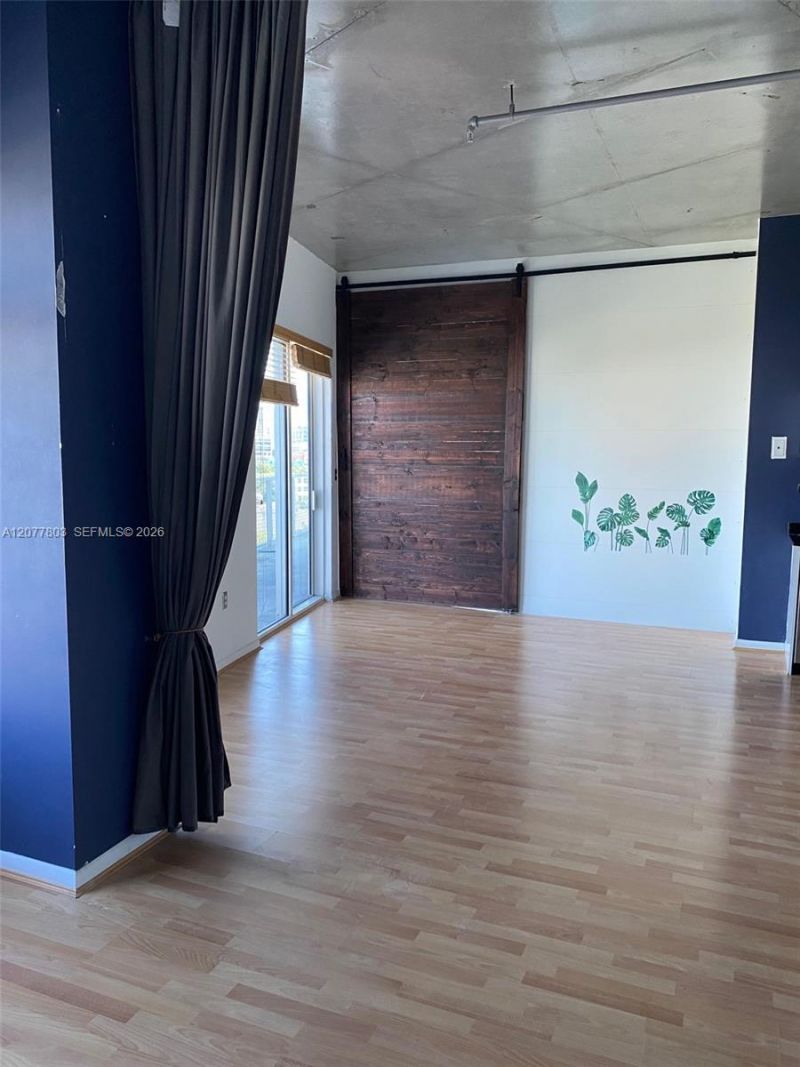 10 SW South River Dr , Unit 801, Miami, FL 33130 Photo