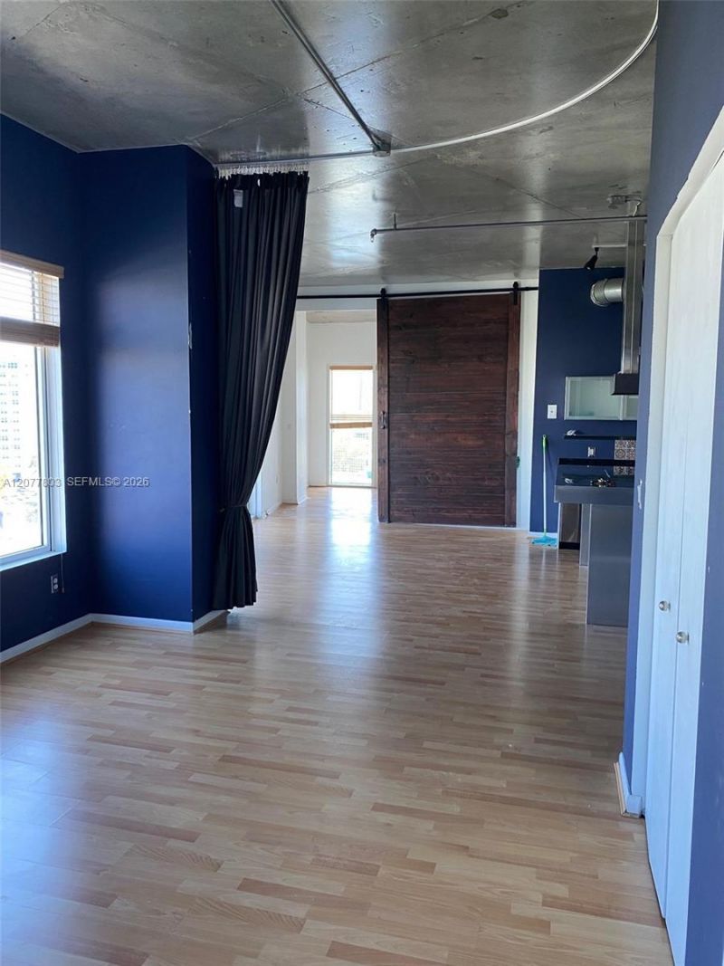10 SW South River Dr , Unit 801, Miami, FL 33130 Photo