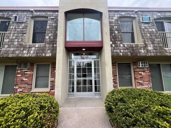 907 11th Avenue S, Unit 7, Hopkins, MN 55343