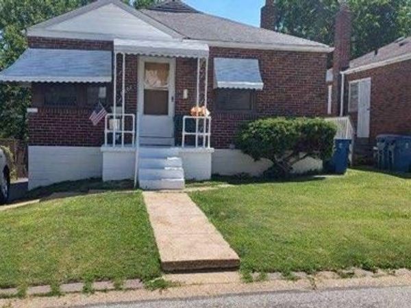6607 Barken Avenue , St Louis, MO 63121