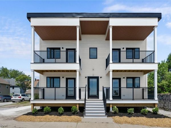 1295 Holmden Avenue, Cleveland, OH 44109