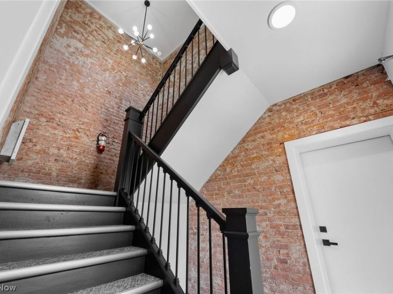 1295 Holmden Avenue, Cleveland, OH 44109 Photo 4