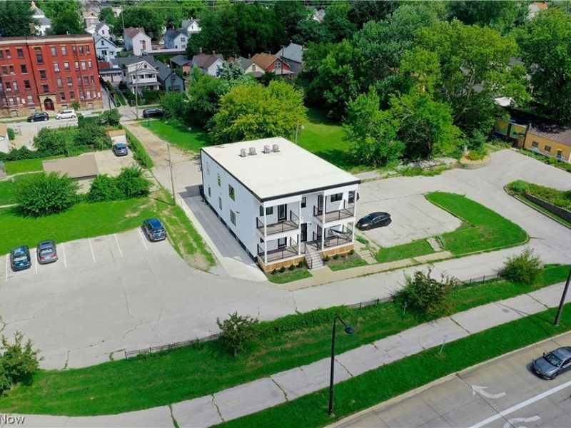 1295 Holmden Avenue, Cleveland, OH 44109 Photo 45