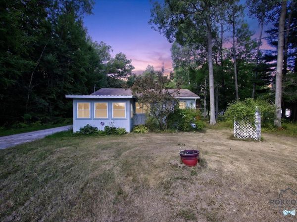5438 Leckrone Road, Brethren, MI 49619