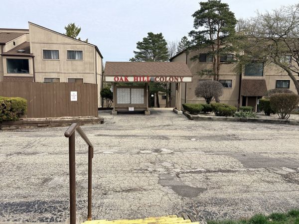 52 Oak Hill Colony Street , Unit 5, Fox Lake, IL 60020