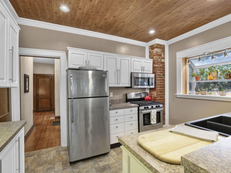 223 Brighton Road, Columbus, OH 43202 Photo 25