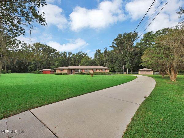 10824 W WINDY GALE Drive W, Jacksonville, FL 32218
