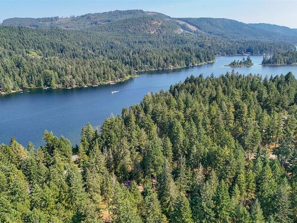 2051 May Ave, Shawnigan Lake, BC V8H 2C5