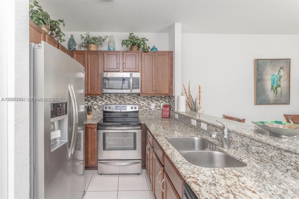 8922 SW 18th St , Miramar, FL 33025 Photo