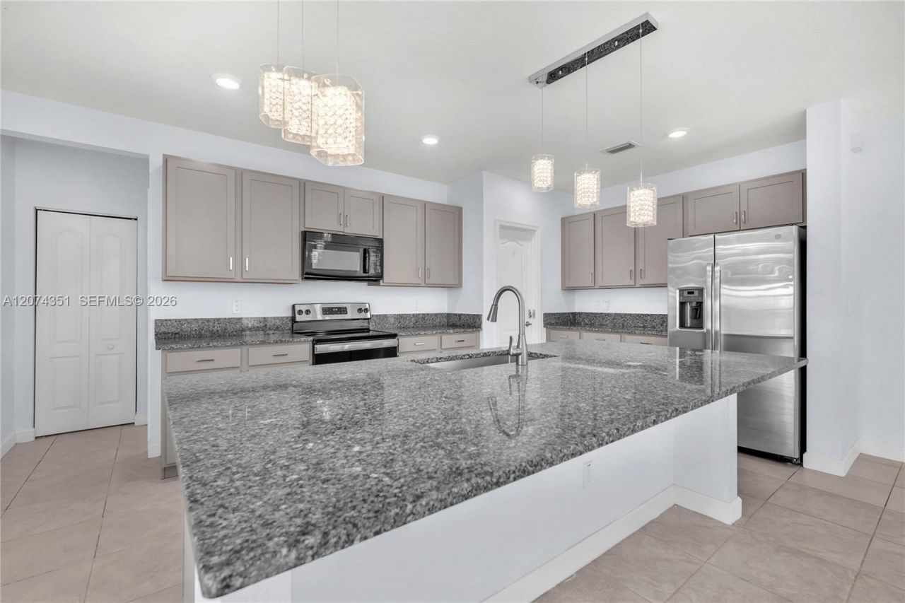 831 Bent Creek Dr , Fort Pierce, FL 34947 Photo