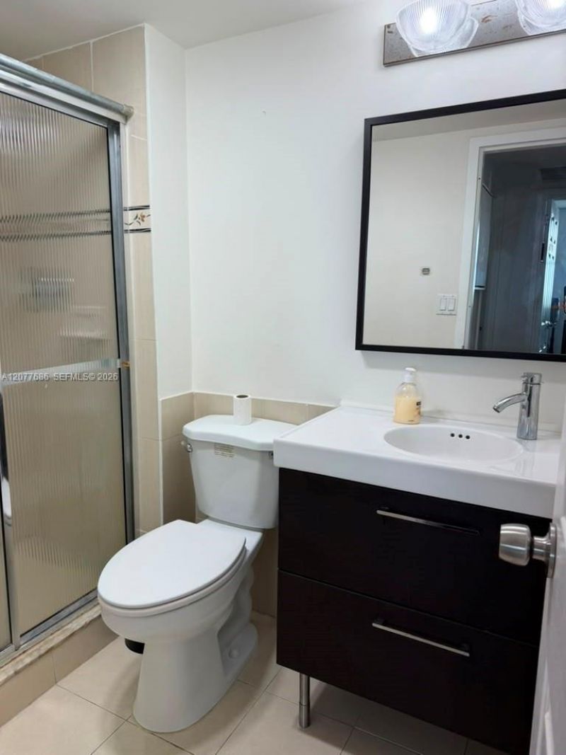 3375 N Country Club Dr, Unit 607, Aventura, FL 33180 Photo
