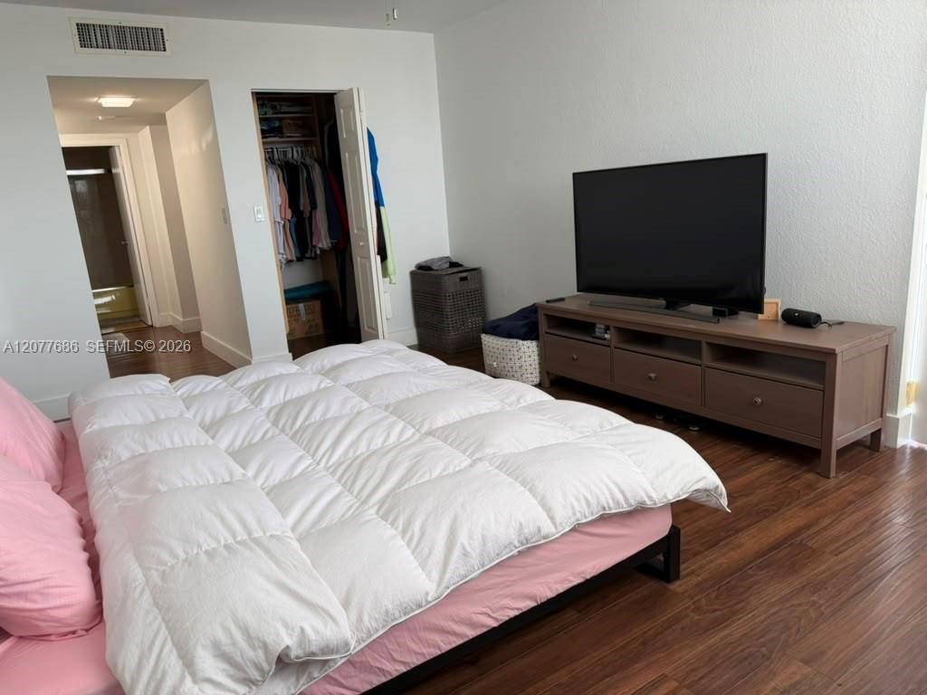3375 N Country Club Dr, Unit 607, Aventura, FL 33180 Photo