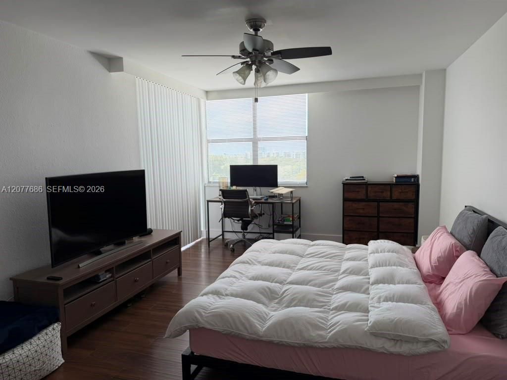 3375 N Country Club Dr, Unit 607, Aventura, FL 33180 Photo