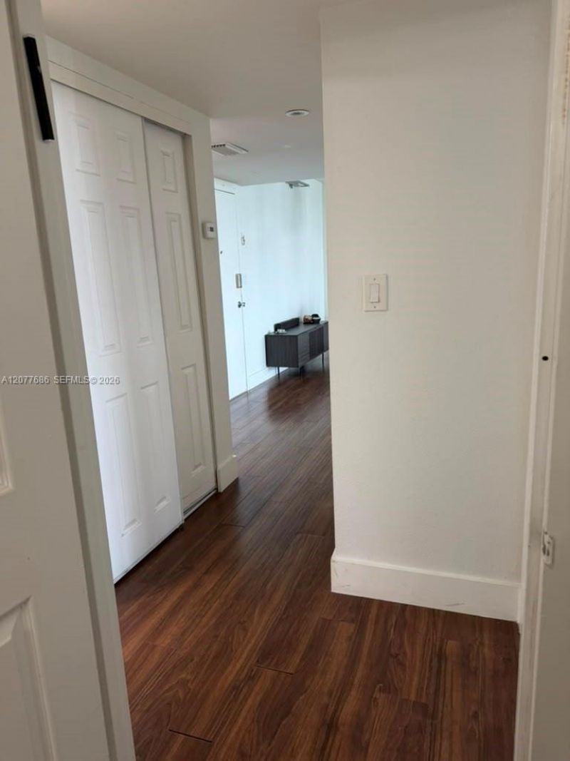 3375 N Country Club Dr, Unit 607, Aventura, FL 33180 Photo