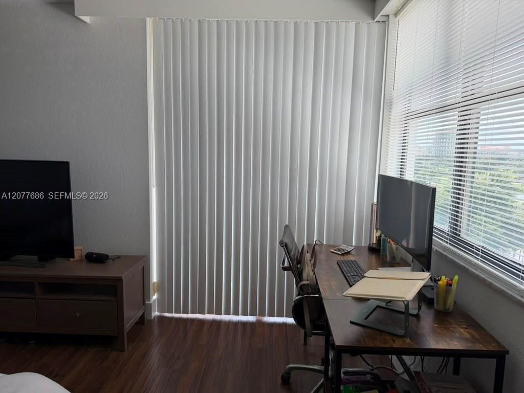 3375 N Country Club Dr, Unit 607, Aventura, FL 33180 Photo
