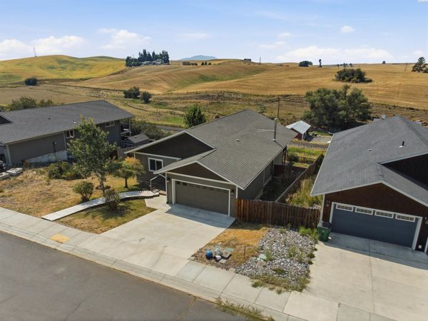 513 Harvest Loop, Palouse, WA 99161