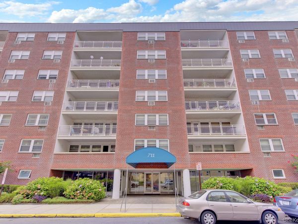 711 Shore Road , Unit 1N, Long Beach, NY 11561