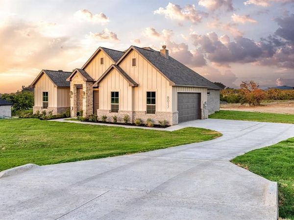 8017 Ranch View Place, Springtown, TX 76082