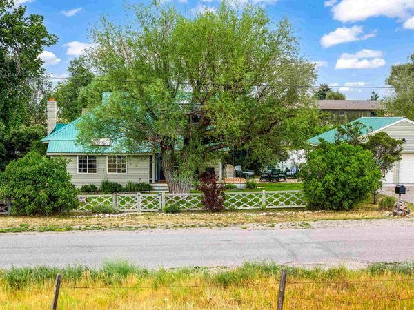 315 E Harper Avenue, Driggs, ID 83422