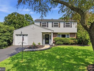829 FRANK ROAD, WEST CHESTER, PA 19380