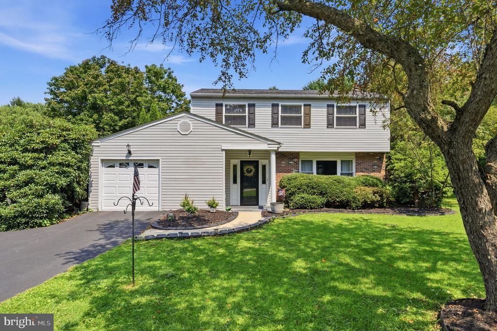 829 FRANK ROAD , WEST CHESTER, PA 19380