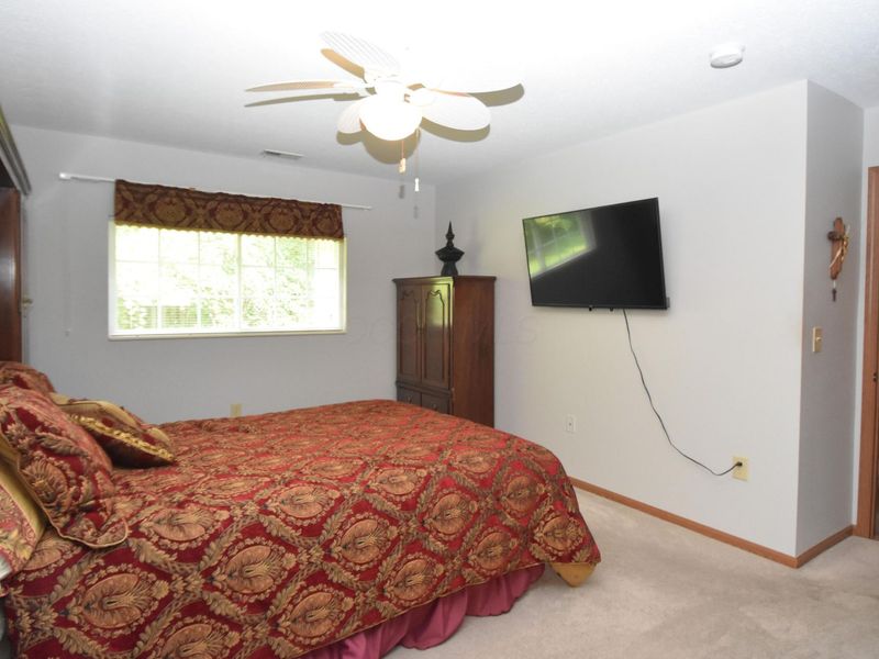 6784 Winrock Drive, Unit 2, New Albany, OH 43054 Photo 23
