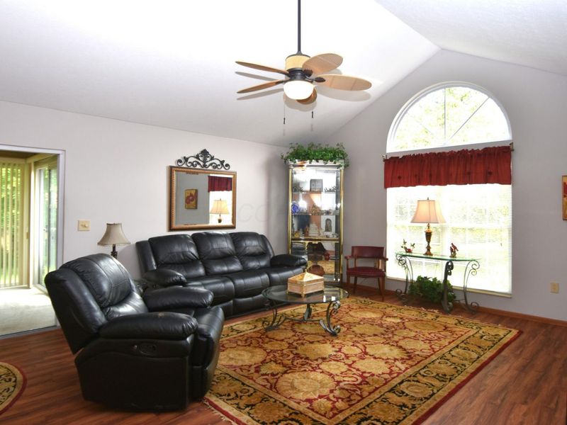 6784 Winrock Drive, Unit 2, New Albany, OH 43054 Photo 6