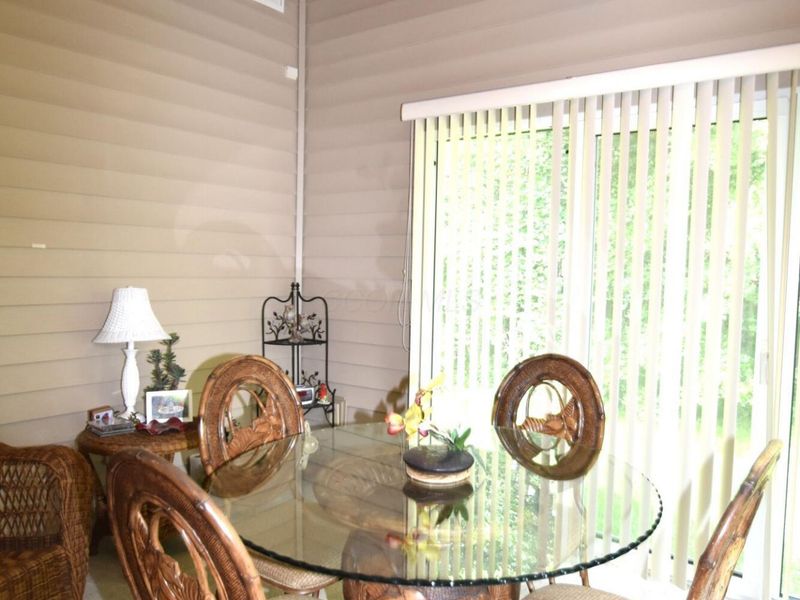 6784 Winrock Drive, Unit 2, New Albany, OH 43054 Photo 9