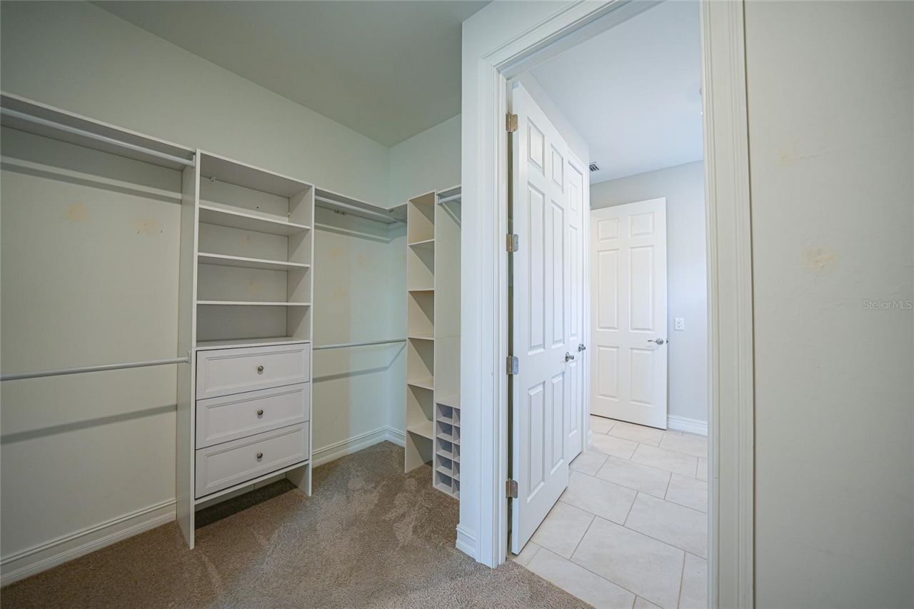 719 Heather Lake Avenue, Cape Coral, FL 33993 Photo