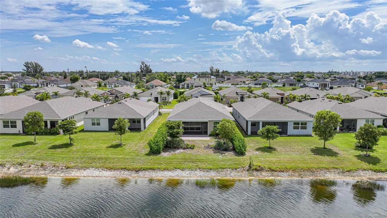 719 Heather Lake Avenue, Cape Coral, FL 33993 Photo
