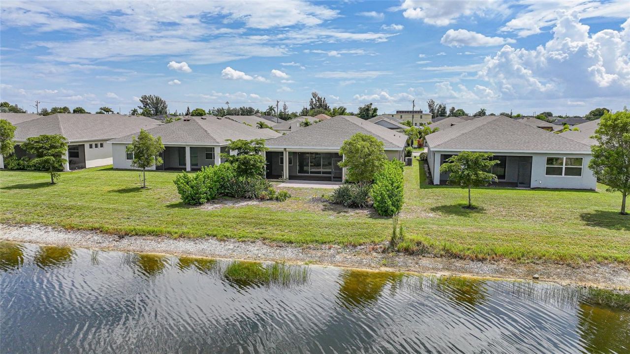719 Heather Lake Avenue, Cape Coral, FL 33993 Photo