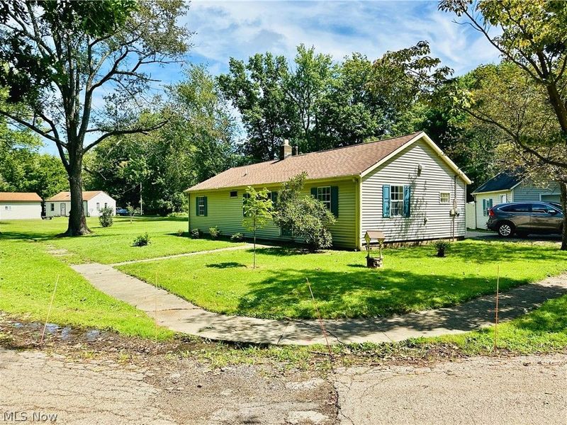 4940 Valleyview Boulevard, Ashtabula, OH 44004 Photo 2