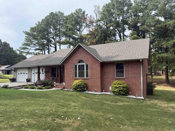 801 Hillview, Paragould, AR 72450