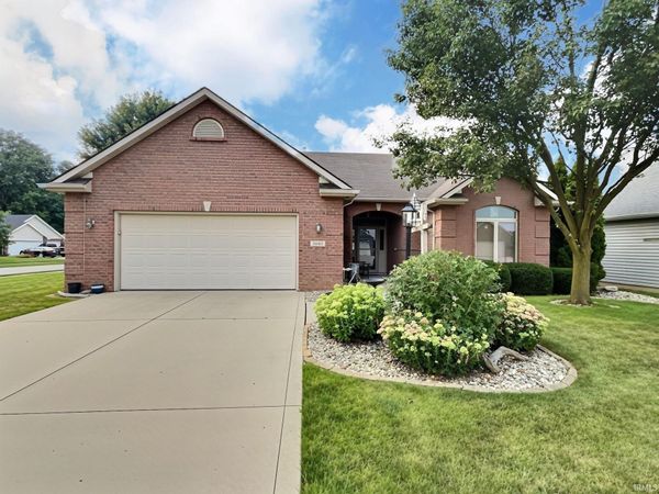 3643 Westport Drive, New Haven, IN 46774