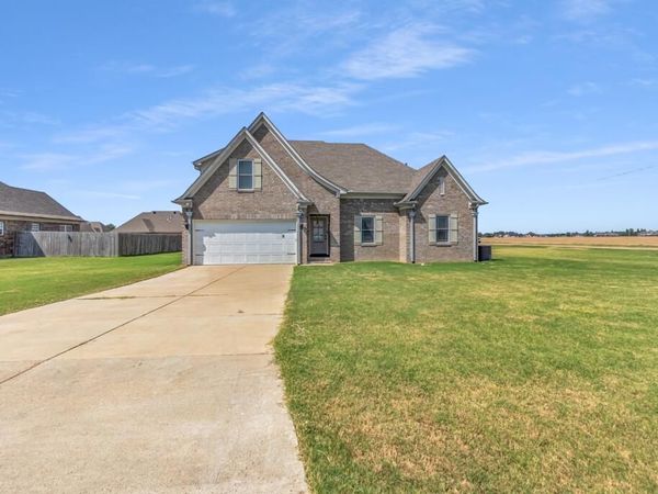 741 Robinson Dr., Marion, AR 72364