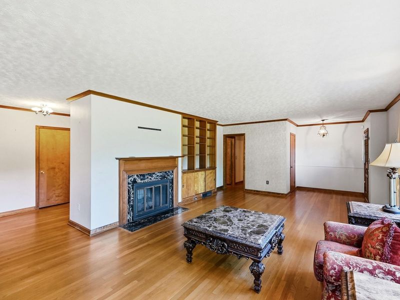 508 N Broadmoor Boulevard, Springfield, OH 45504 Photo 9