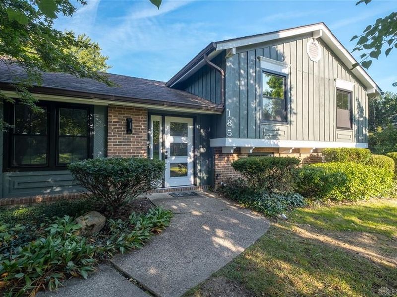 185 Bramblebush Trail, Beavercreek, OH 45440 Photo 2