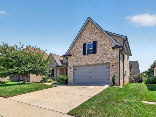 8007 June Apple Ln , Spring Hill, TN 37174
